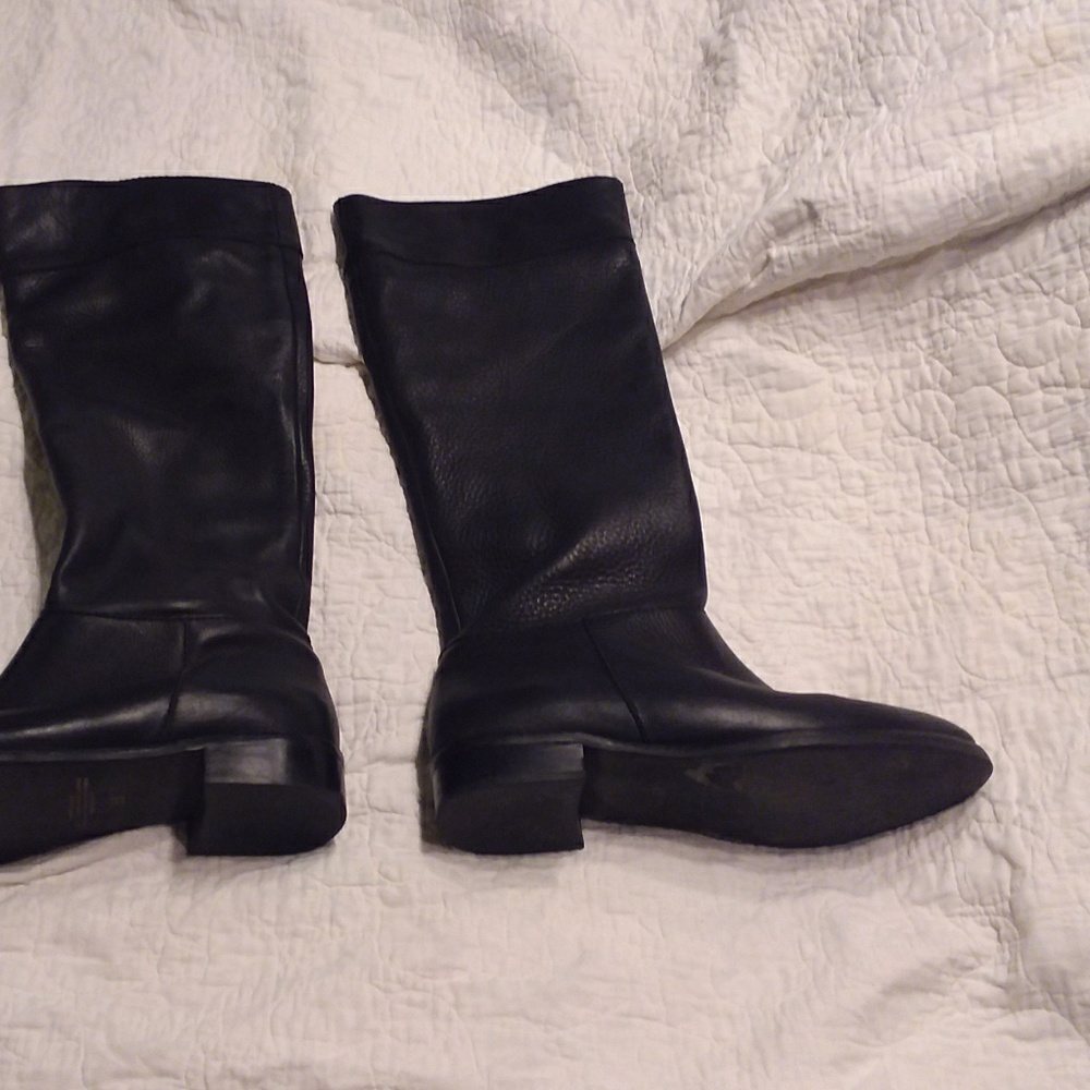 Tall inside zip black boots